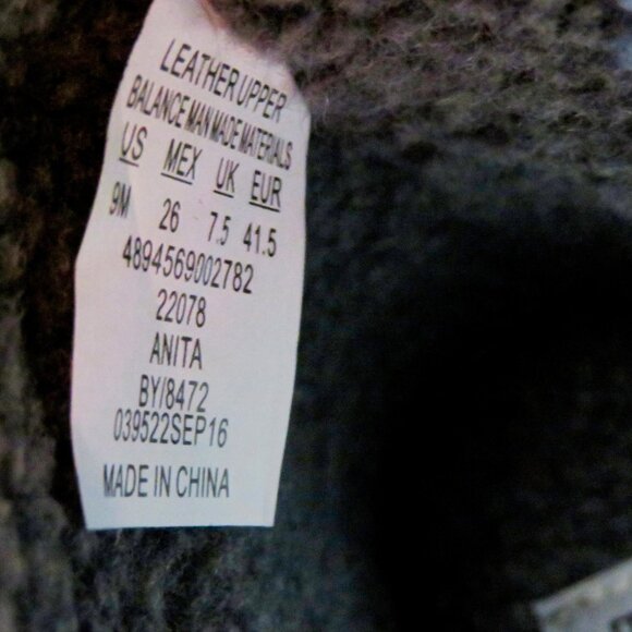 Canyon River Blues Navy Blue "Anita" Faux Suede Boots with Faux Fur Trim Size 9M - Picture 8 of 8